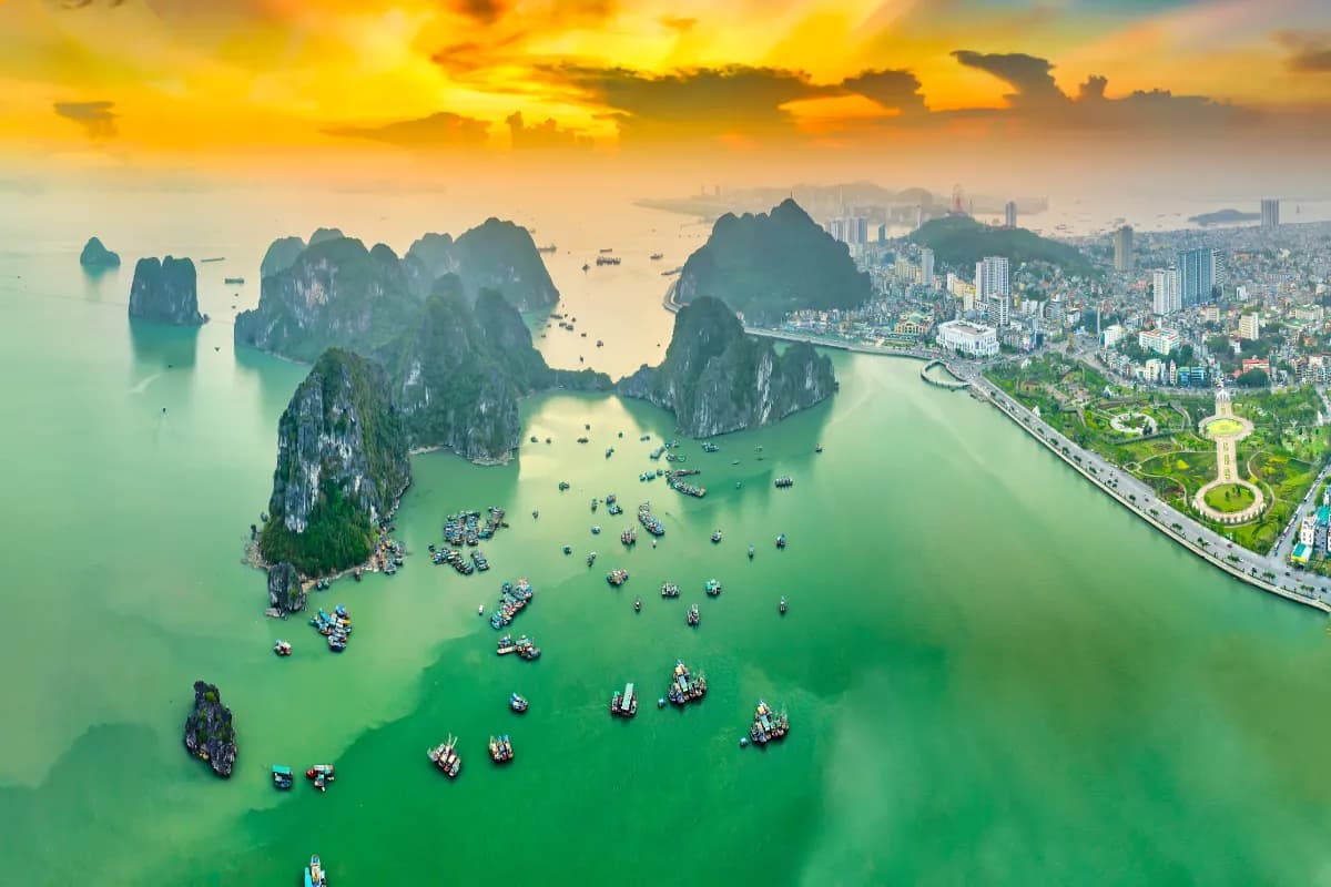 Hạ Long Bay