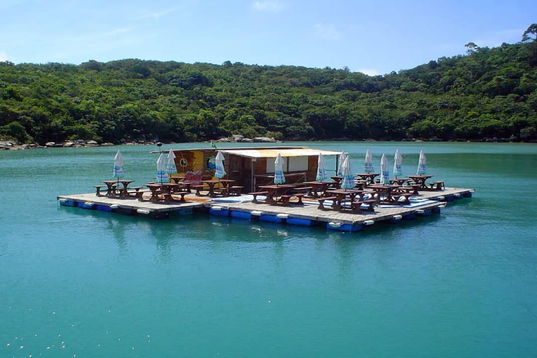 Floating Bar