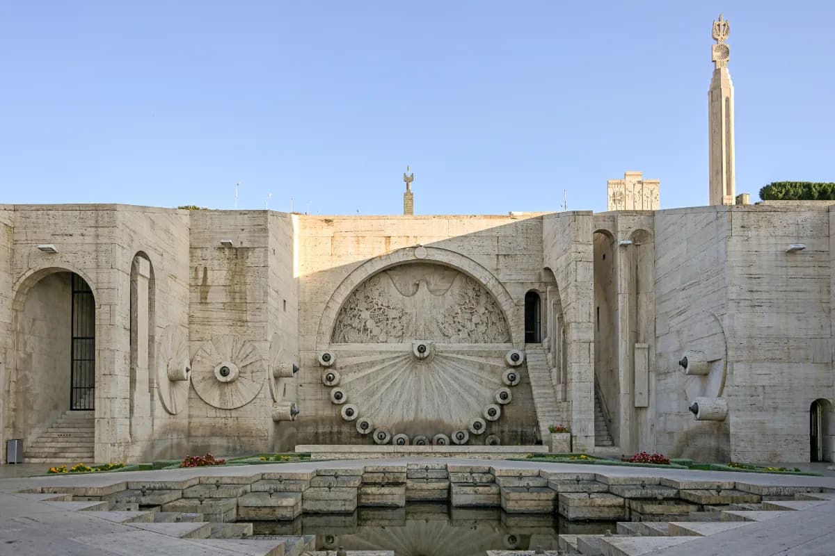 Cascade Complex,Aermenia