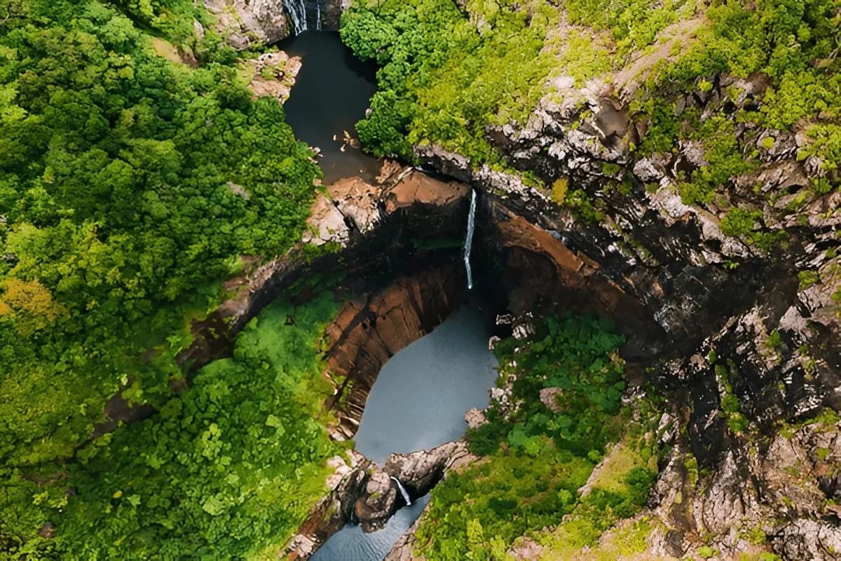 Tamarin Falls