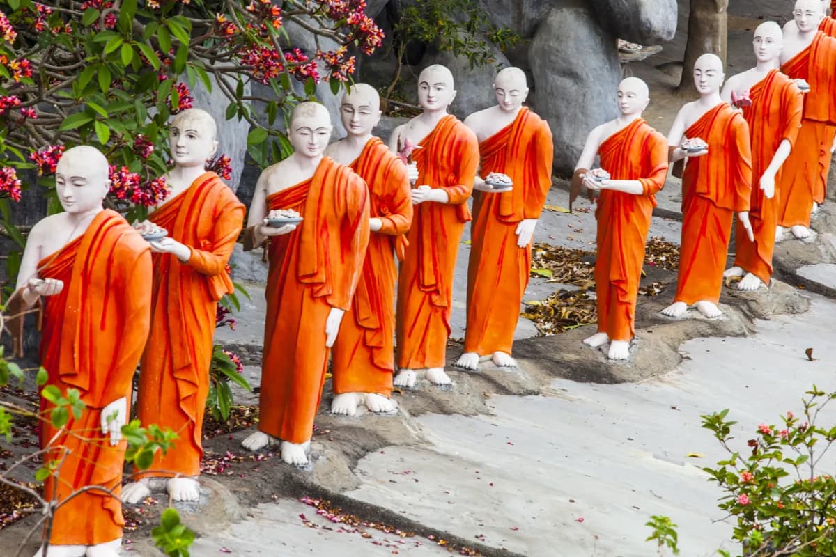 Dambulla Cave Temple